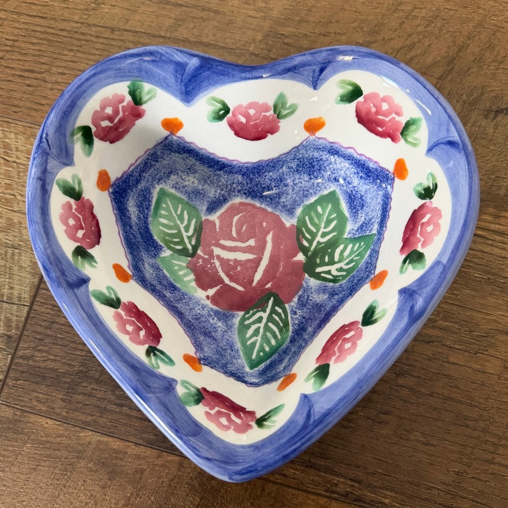Ancora Italy Hand Painted Heart Shaped Ceramic Bowl 7.5"